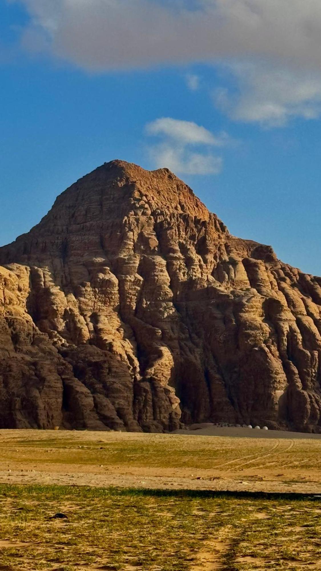 Wadi Rum Anwar Luxury Camp Exteriör bild