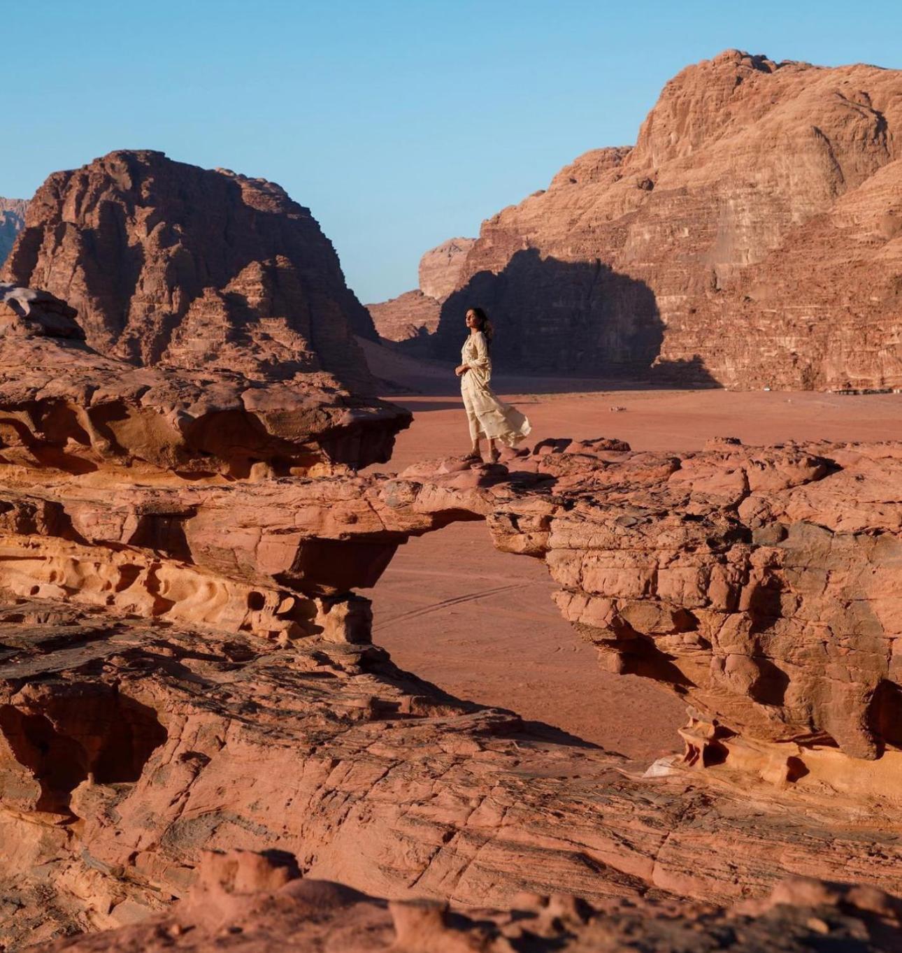 Wadi Rum Anwar Luxury Camp Exteriör bild